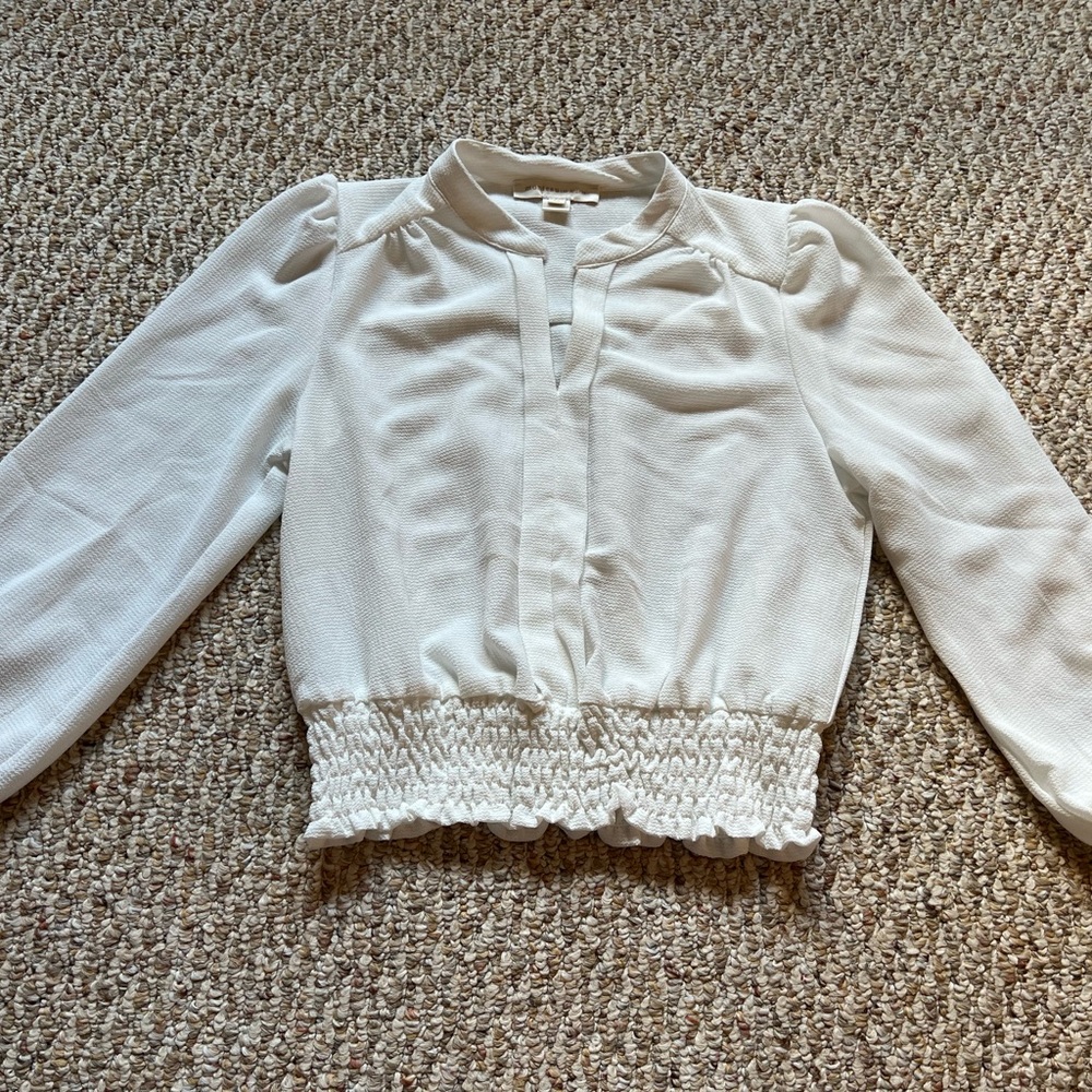 Monteau Los Angeles Puffy Sleeve White Blouse - Medium